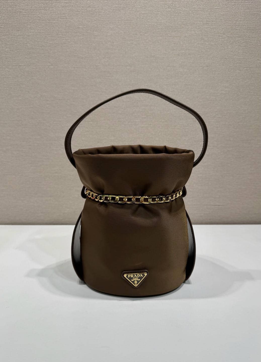 023Series-Bucket